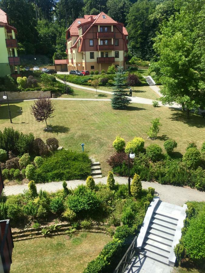 Apartament Parkowa Polana Z Ogrodem Appartamento Polanica-Zdrój Esterno foto