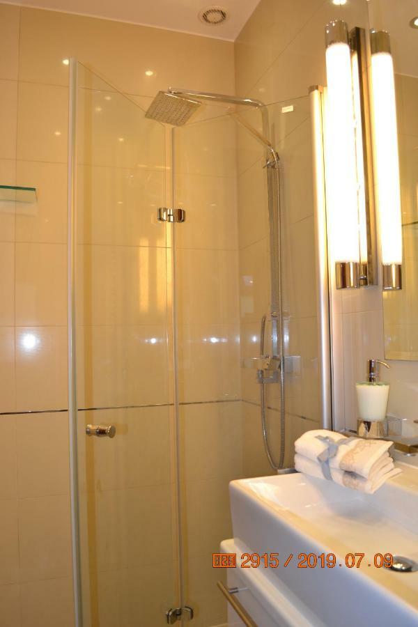 Apartament Parkowa Polana Z Ogrodem Appartamento Polanica-Zdrój Esterno foto